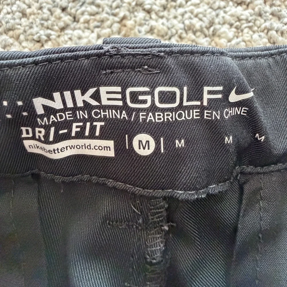 Nike Golf Dri-FIT Shorts Kids Medium Black Performance Athletic Flat Front